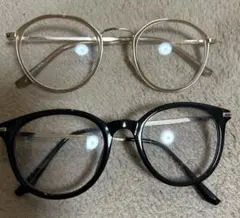 ゴールドラウンドフレームとブラックオーバルフレームのメガネセット