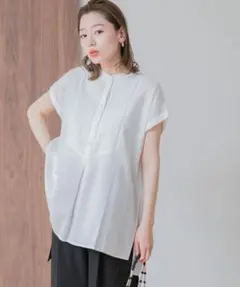 ◎新品サニーレーベル　エアリーコットンピンタックドレスシャツ　綿100%のサムネイル