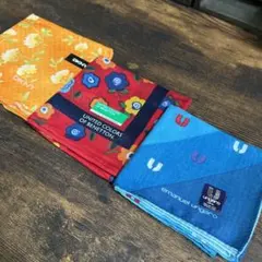 ハンカチ3枚セット　華やかなカラーのサムネイル
