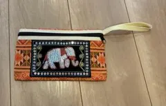 タイ土産　象刺繍の布製ポーチのサムネイル