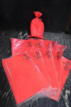 ギフトバッグ　レッド　約17.5㎝×28.5㎝　10枚セット