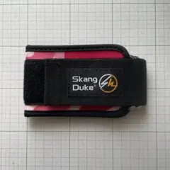 アンクルストラップ　キックバック　ケーブルマシン　筋トレ　ピンクのサムネイル