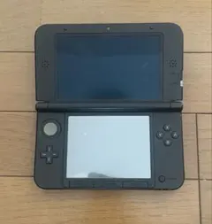 【️動作確認済み】ニンテンドー3DS LL シルバー ブラック カセット付き