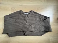 GU ニット　カーデガン