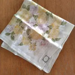 Dior　ディオール　ハンカチ　レディース　花柄