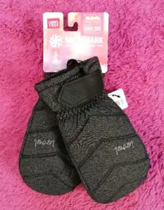 Item thumbnail for item 72b0d0f8-6950-4695-933a-213e7a58c94b