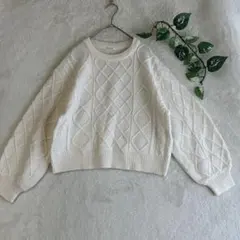 コルザ レディース クルーネック ケーブルニット セーター アイボリー Sサイズ