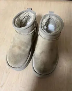 【期間限定お値下げ中✨】UGG アグ 【23㎝】ムートンブーツ ベージュ