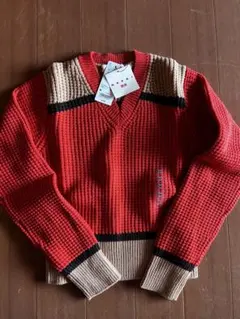 MARNI ユニクロコラボ　Vネック ニットセーター 赤/ベージュ　M