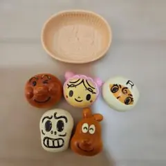 アンパンマン　やきたて　パン工場パンのみ