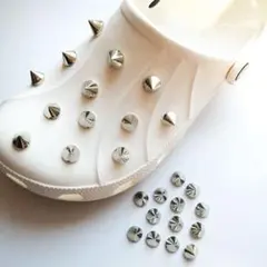 No489 ジビッツ crocs クロックス スタッズ シルバーのサムネイル