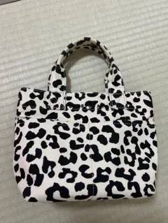LOWRYS FARM ヒョウ柄トートバッグ