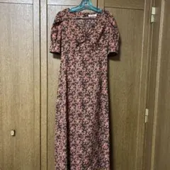 SNIDEL フラワープリント 半袖ロングワンピース 背中に紐付き