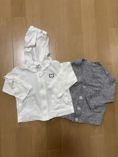 ホワイトパーカー、UNIQLO グレー カーディガンセット