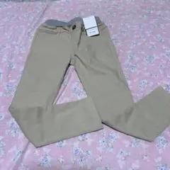 新品未使用　キッズ　ストレッチパンツ　120センチ