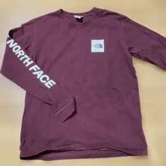The North Face バーガンディ長袖Tシャツ