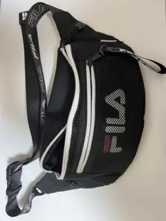 フィラ　ウエストポーチ　バッグ