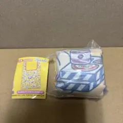 ちいかわ×サンリオキャラクターズエコバッグ うさぎ×ポムポムプリン ガチャガチャ