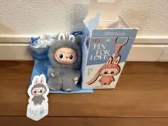 【POP MART】 イニシャルラブブ　Ｗ