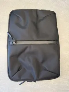 【美品】Aer Tech Folio 13 Black ラップトップケース