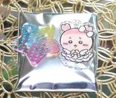 【新品未使用】超まじかるちいかわ　アクリルキーホルダー　古本屋　カニちゃん