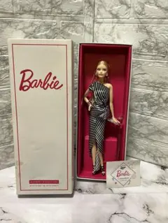 バービー(Barbie) 1961年リプロドール 【シグネチャーGOLD】 - メルカリ