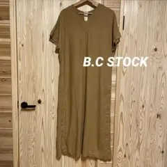 B.C STOCK リネンレーヨンVネックワンピース ロング キャメルのサムネイル