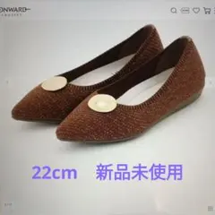steppi メタルパーツ付ポインテッドパンプス