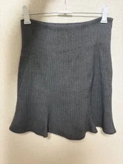 【本日限定価格】SNIDEL ヘムフレアスカショーパン MIX グレー GLAYのサムネイル