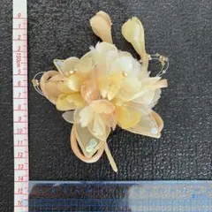 花モチーフ コサージュ イエロー系