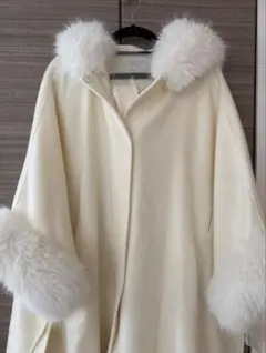 2026年最新】ファーポンチョの人気アイテム - メルカリ