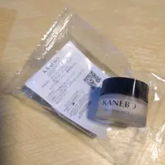 カネボウ　ライブリースキン　ウェア　4g