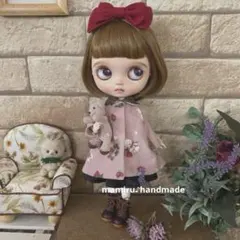 ネオブライスアウトフィット♡うさぎと苺柄♪ピンクのコーデュロイコート