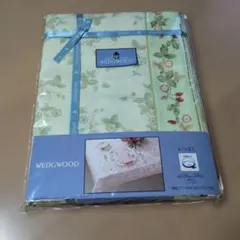 WEDGWOOD 未使用ワイルドストロベリー テーブルクロス 150×240cmのサムネイル