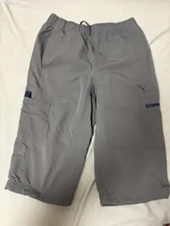 Puma グレー カーゴショートパンツ　Sサイズ