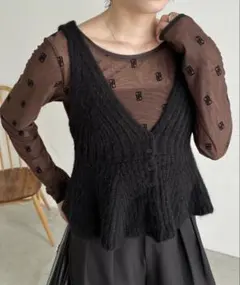 ニットペプラムベスト ブラックのサムネイル