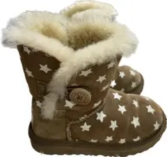 UGGの子どもブーツ