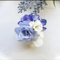 残りわずか！水色のバラのミニコサージュ