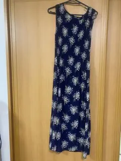 IL SUFFIT ネイビー フラワープリント ワンピース M