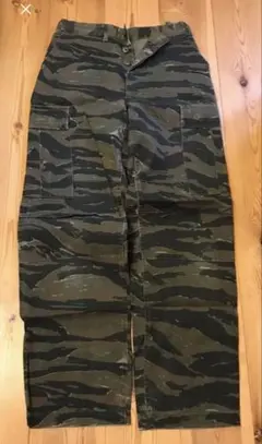 Item thumbnail for item 407cb6f0-7c4d-4b48-9066-ee3281d2c5b6