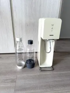 SodaStream 炭酸水メーカー 本体 ホワイト - メルカリ