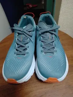 HOKA RINCON 3 27.5