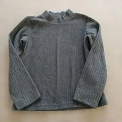 UNIQLOグレー 長袖カットソー 130サイズ