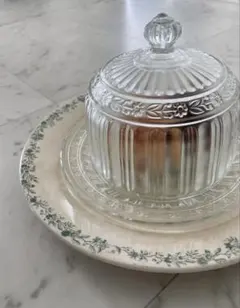 ウェッジウッド ヴァイン 蓋物 陶器製小物入れ ワインリーフ - メルカリ