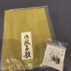 折り鶴のピアス　金色ふろしきのセット
