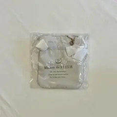 メゾン・ド・フルール ダブルリボンギャザートートバッグキーホルダー2 ホワイト