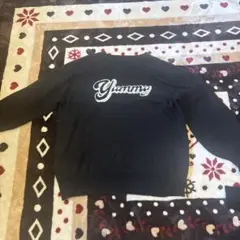 Yummy刺繍黒ニットトレーナーのサムネイル