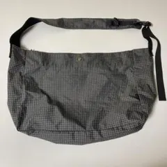 ⭐︎値下げ交渉可 未使用「QUICK PACK 13」 NIGグレー ボディバッグ