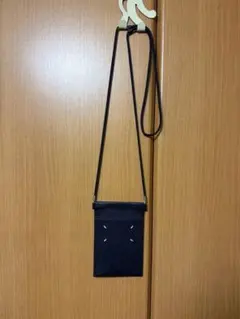 【3月末まで】Maison Margielaスマホショルダーバッグ