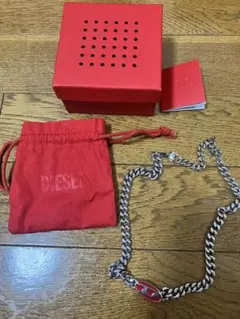 DIESEL チェーンネックレス 赤ロゴ